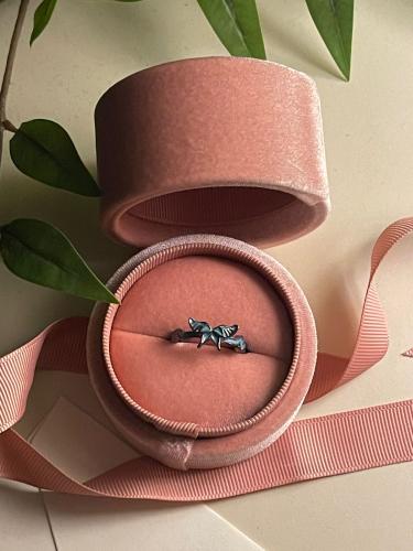 خاتم الفراشة (Blue Butterfly)