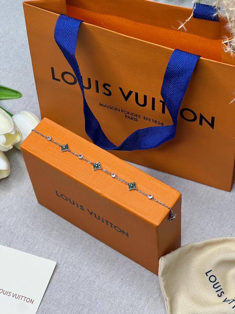 إسوارة LOUIS VUITTON معدن فضي