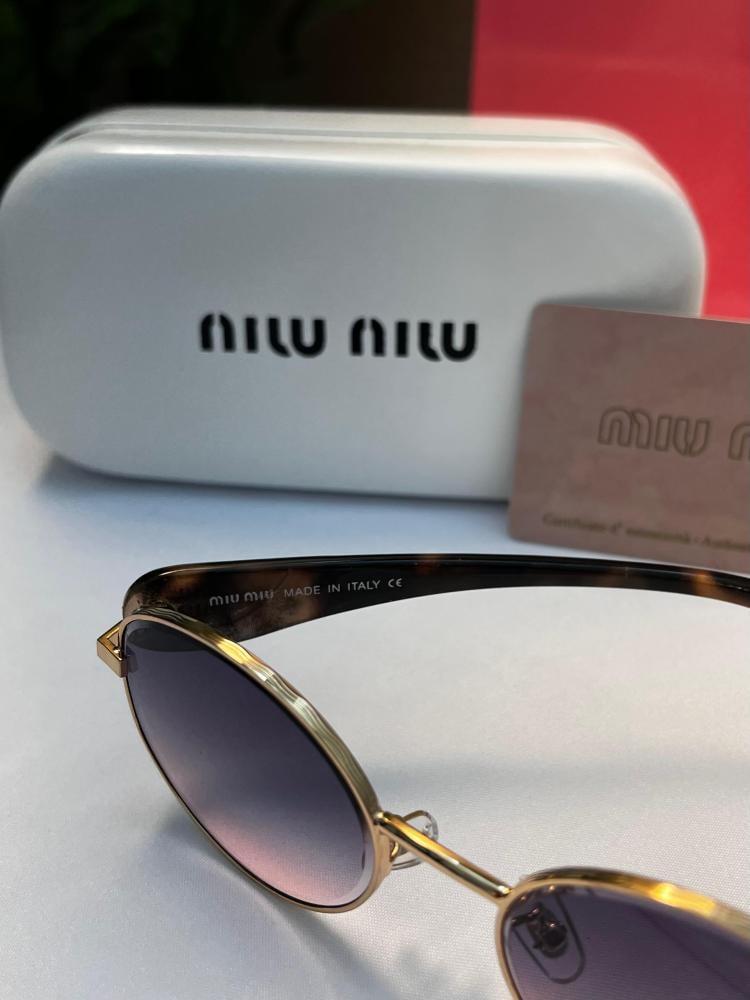 نظارة miu miu لونين
