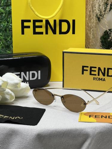 نظارة FENDI