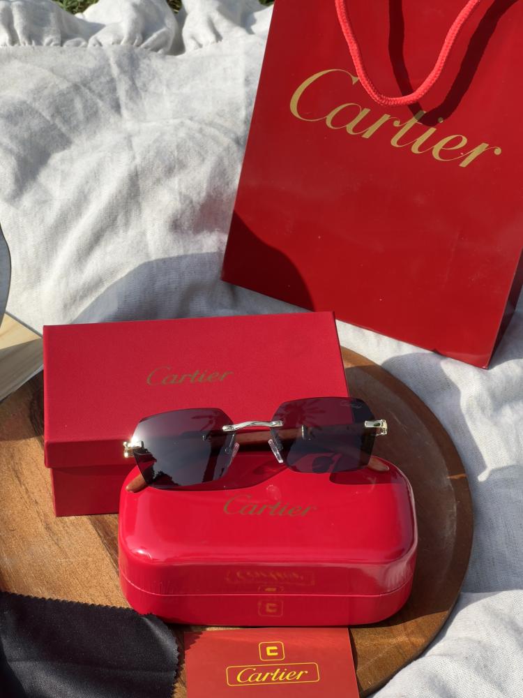 نظارة - carter المشهورة
