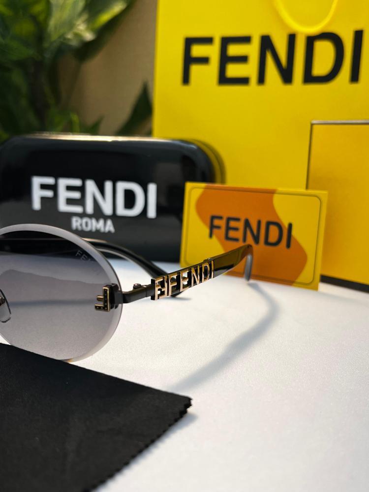 نظارة  Fendi - ملون