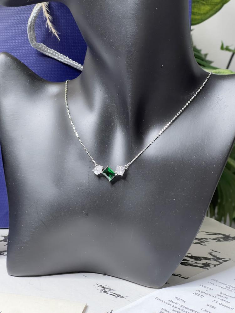 سلسال سوارفيسكي فضي كريستالة أخضر