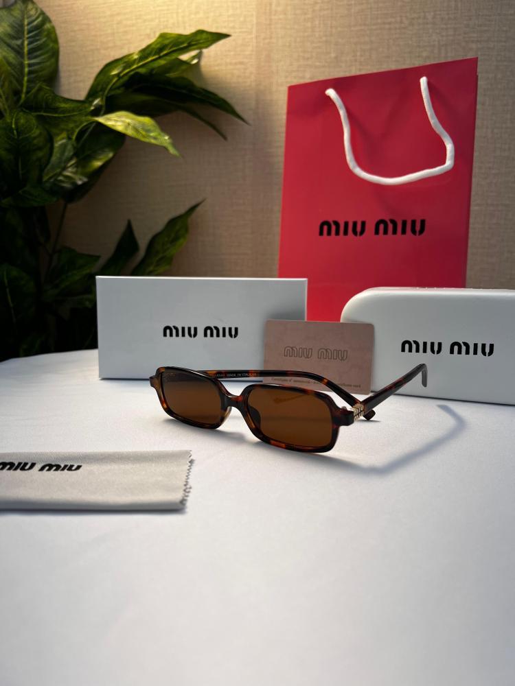 نظارة  miu miu- إطار بني - عدسة بني مدرج