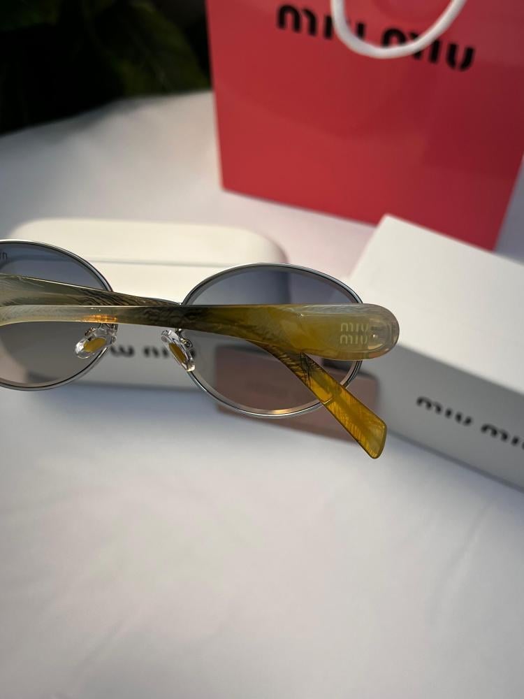 نظارة miu miu لونين
