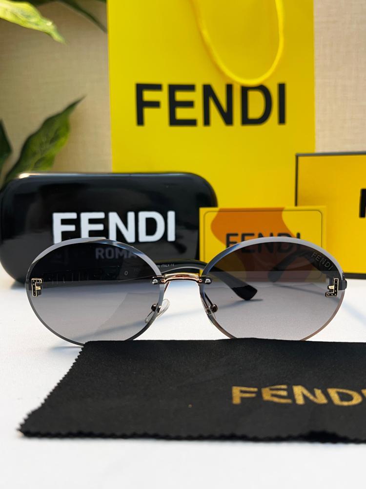 نظارة  Fendi - ملون