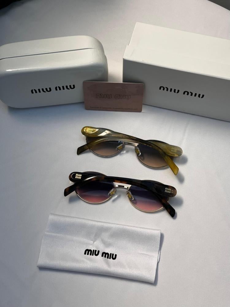 نظارة miu miu لونين