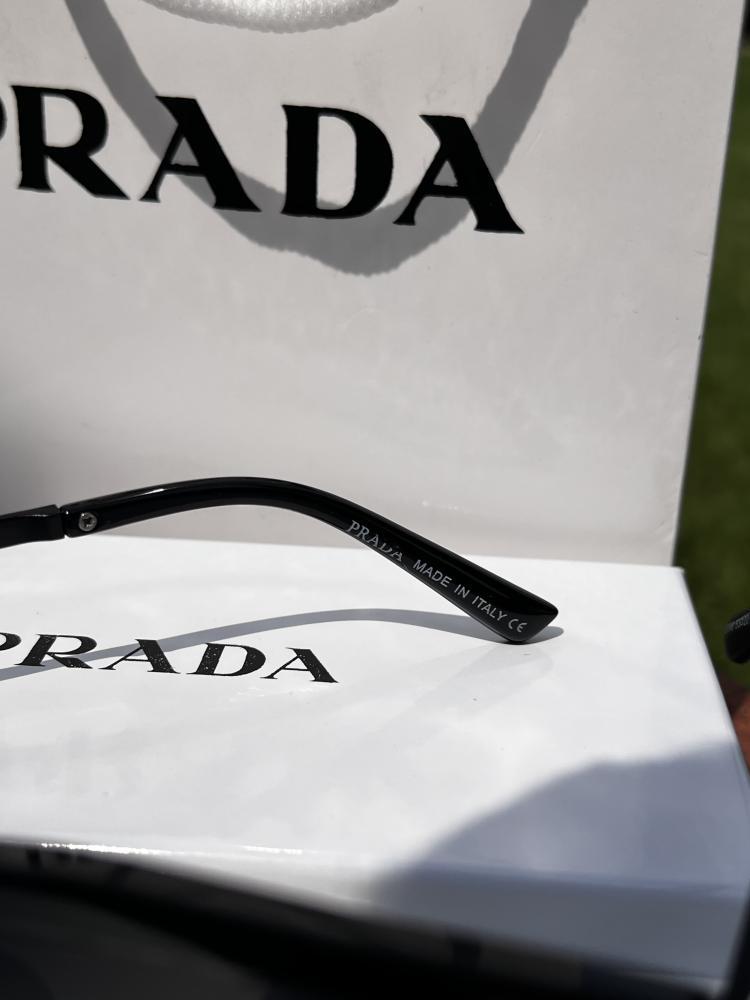 نظارة PRADA أسود