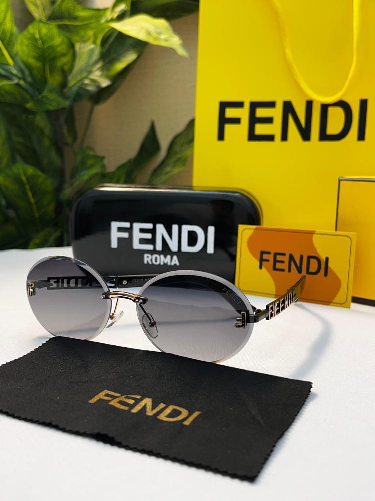 نظارة  Fendi - ملون