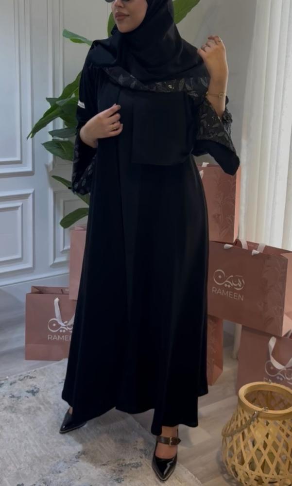عباية لمسة
