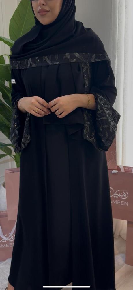عباية لمسة