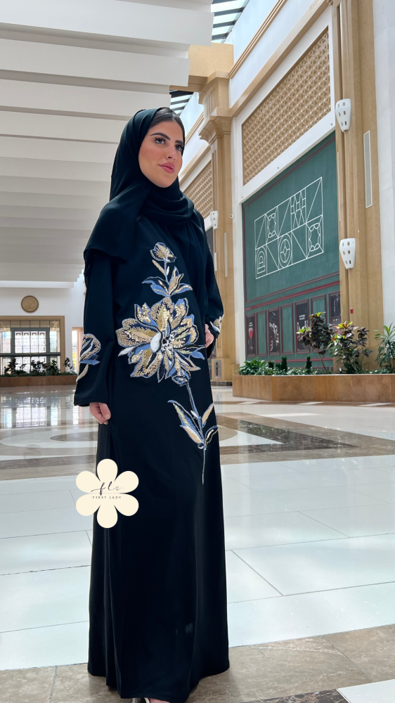 عباية بقماش كريب اوكراني