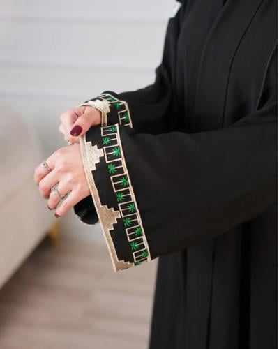 عباية النخلة الحساوية