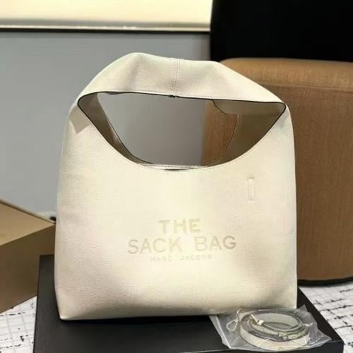شنطة ابيض MARC JACOBS