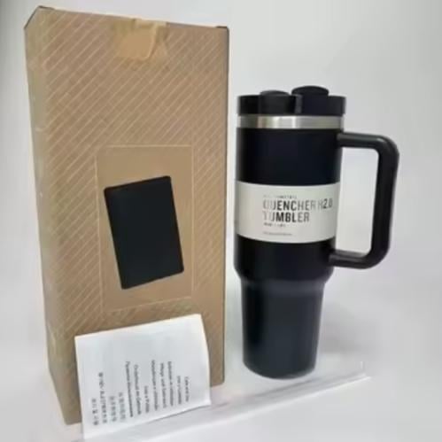 Stanley mug اسود
