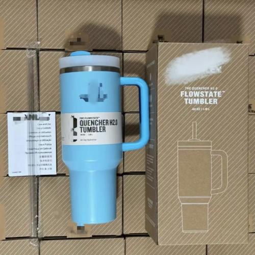 Stanley mug ازرق