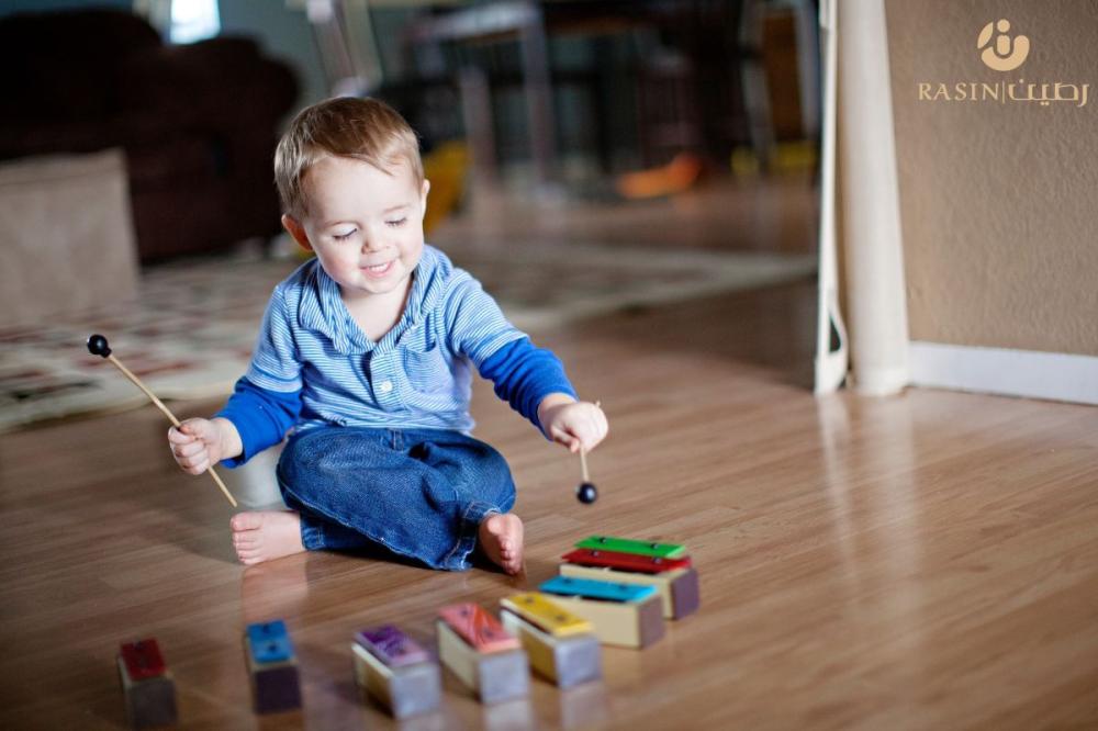 جليسات اطفال بالشهر