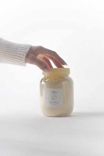 دلكة فيتامين سي 750gm+ زيت 125ml