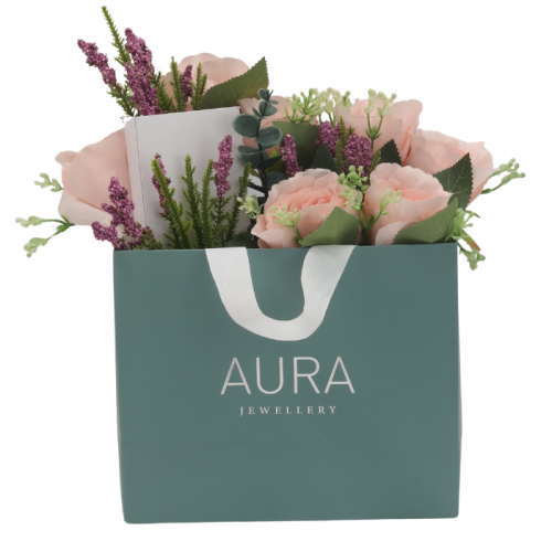 تغليف ورد انيق مع كيس AURA