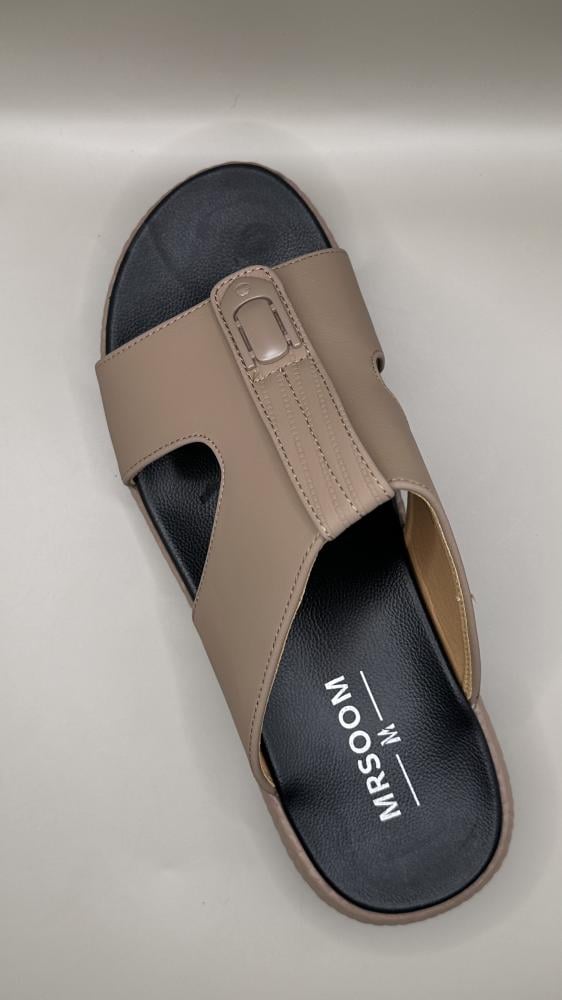 حذاء مرسوم 88-7