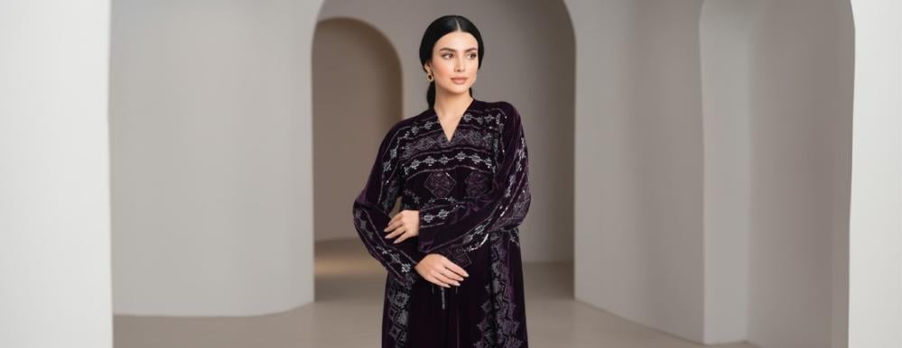 موديلات عبايات سوداء للتفصيل