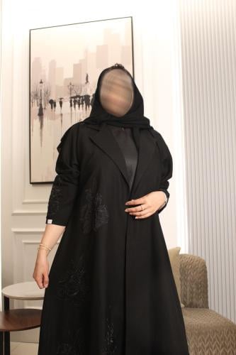 عباية سوداء رسمية