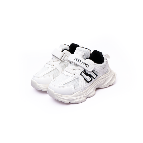 حذاء رياضي Feet first للاطفال من بوينت ون86