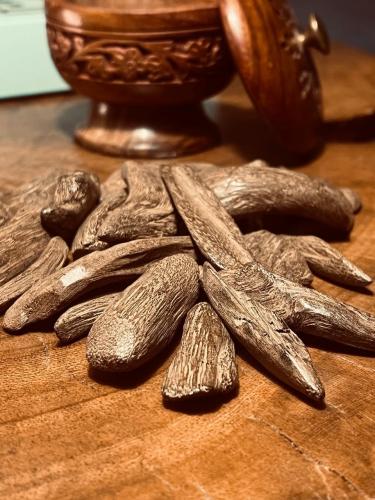 عود سوبر فاخر ماروكي العالمي.