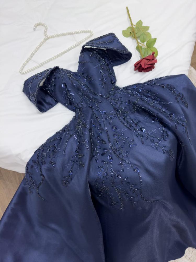 فستان جديد ومميز