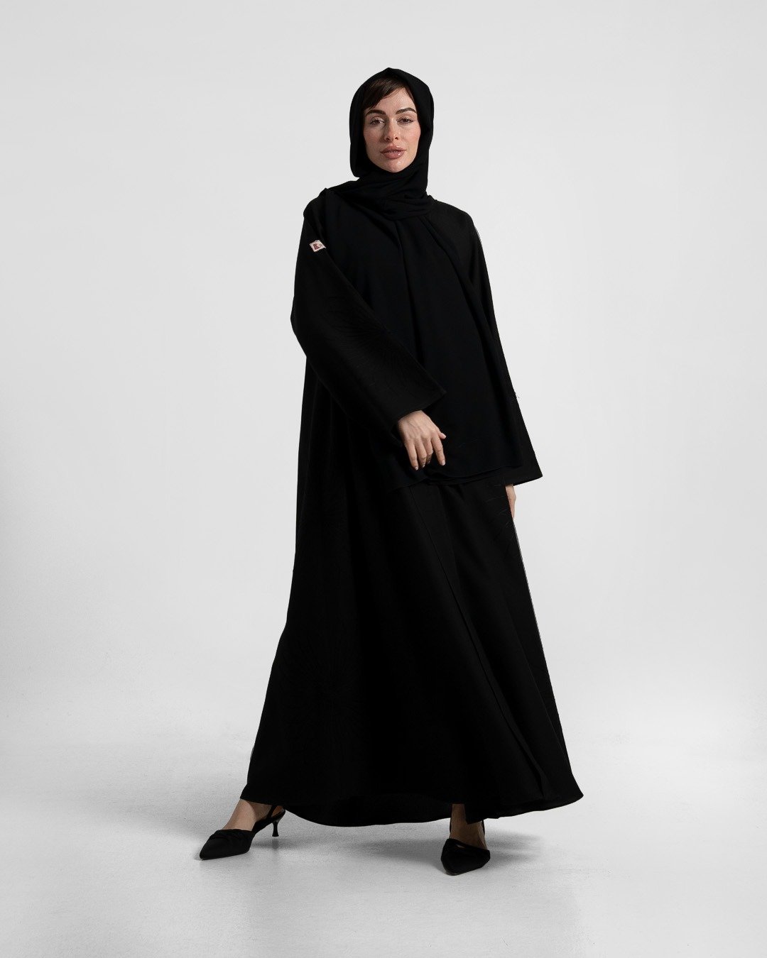 عباية سترايت كريب سوداء RH44