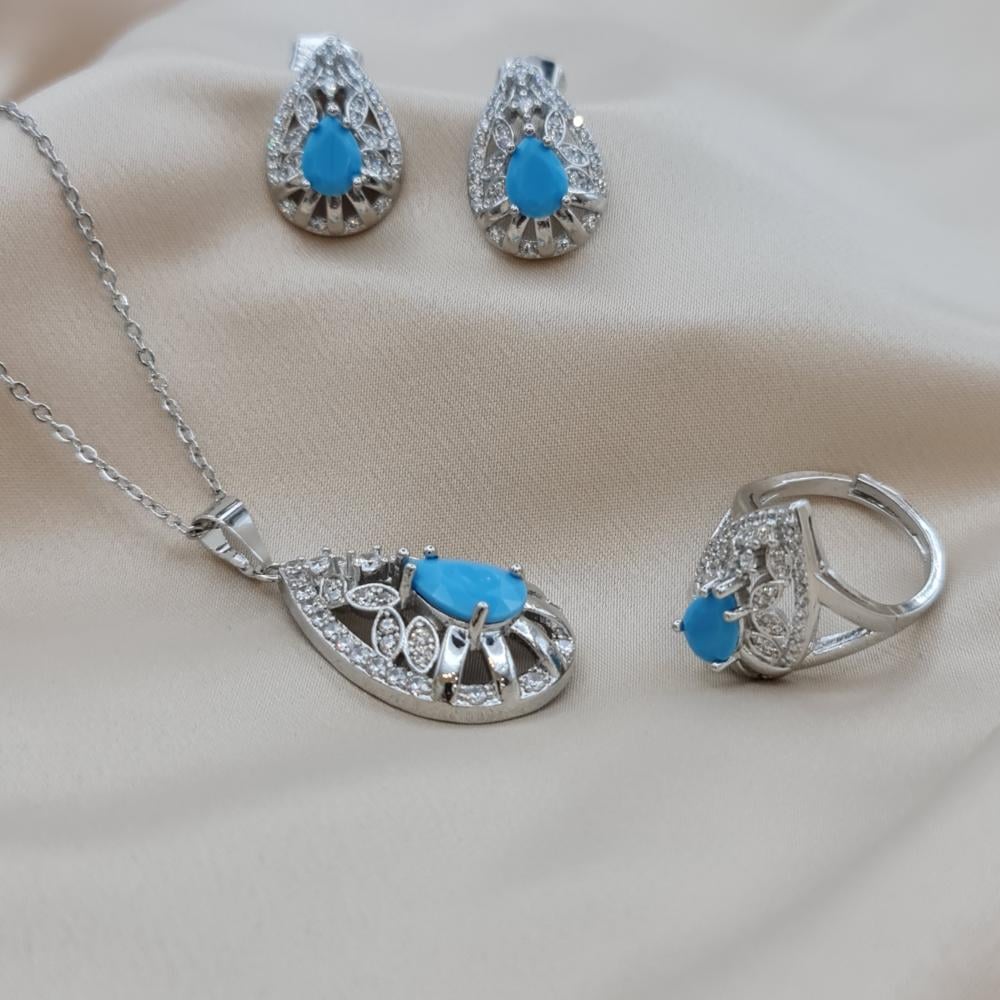 طقم إلماسيا نسائي أنيق مرصع بفصوص لامعة - اداسي