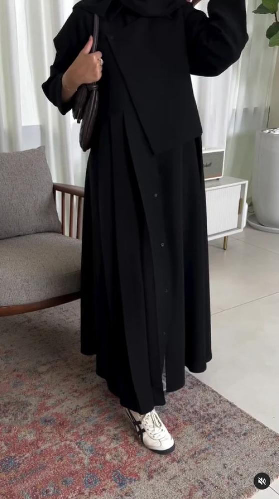 عباية خلود بتصميم انيق ومميز