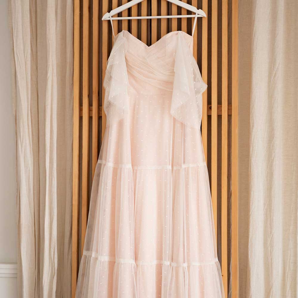 فساتين نواعم