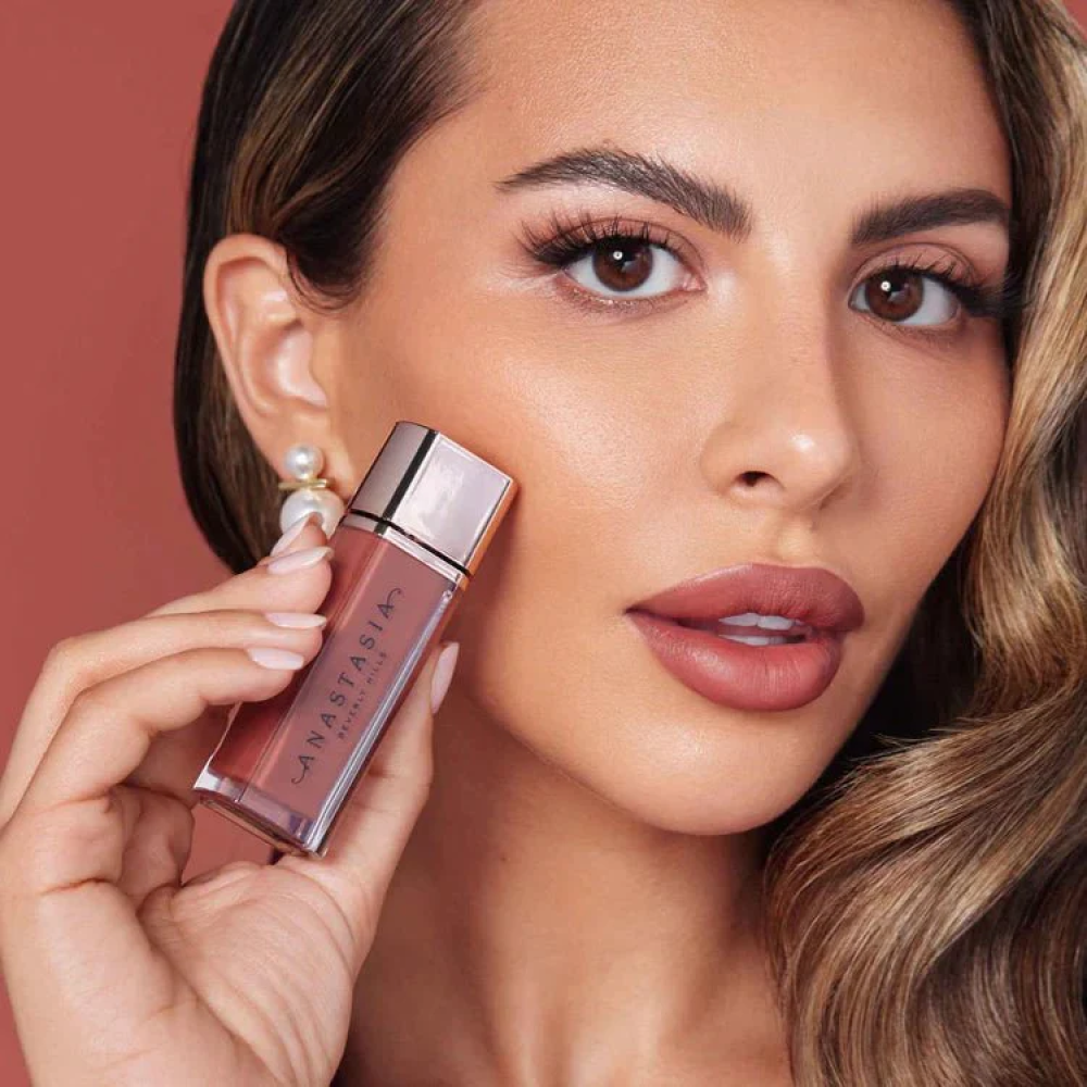 أناستازيا - مجموعة أحمر الشفاه السائل المخملي