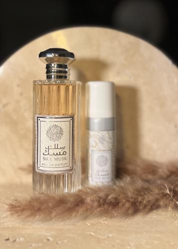 Silk msk perfume with spray