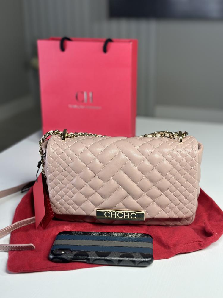 كارولينا شنطة كتف بيمبا بلون نود وطبعة انيقهquilted bimba ch - نود/ ذهبي