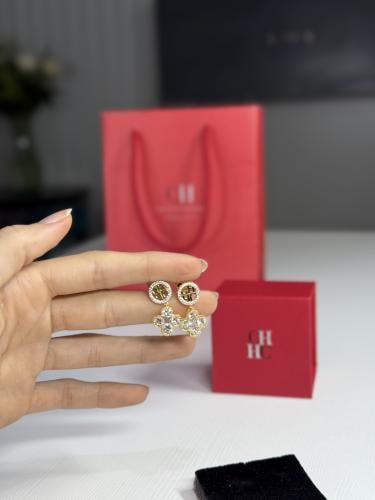 حلق كارولينا روزيتا بكريستال ROSETTA INSIGNIA MILG...