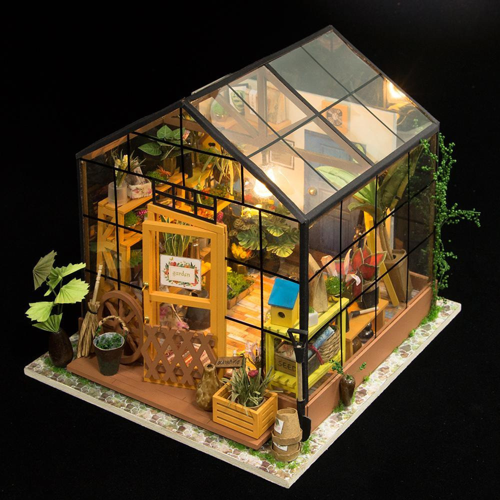 Cathy&s Flower House DIY Miniature Dollhouse Kit