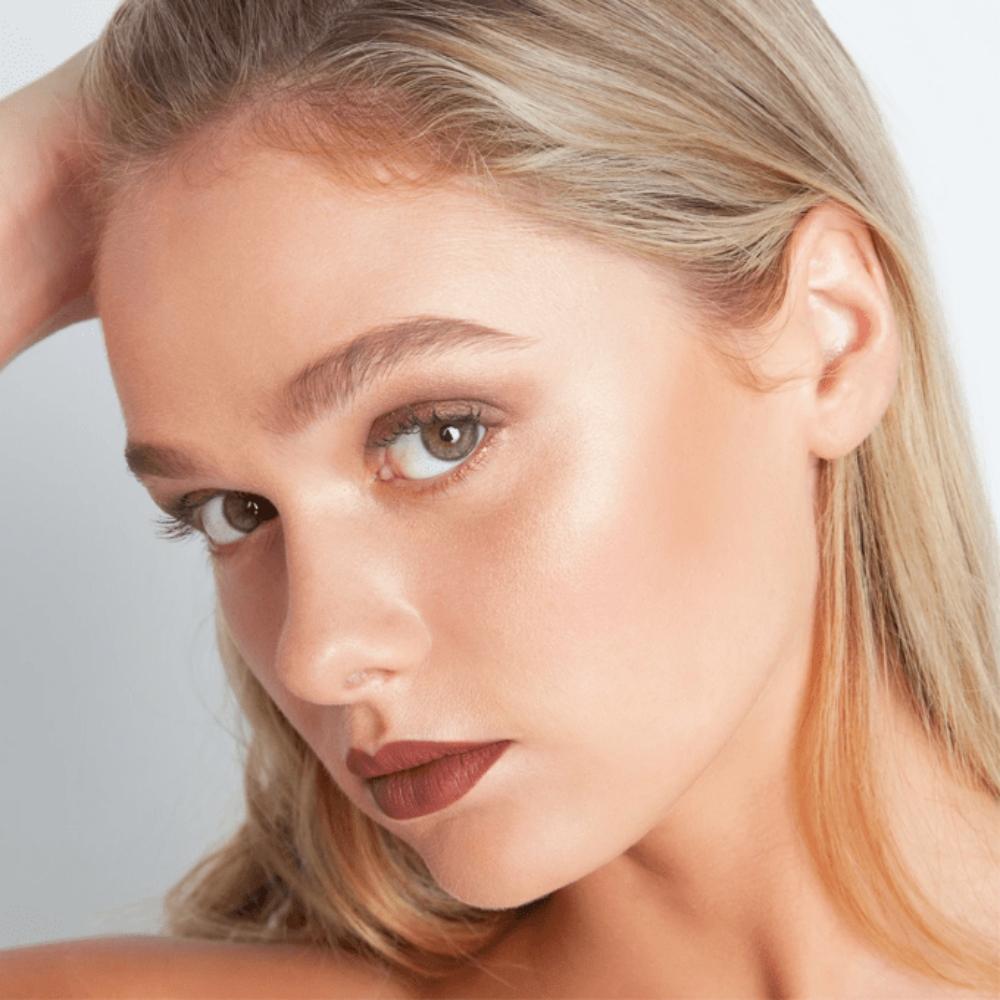 theBalm Mary-Lou Manizer Highlighter