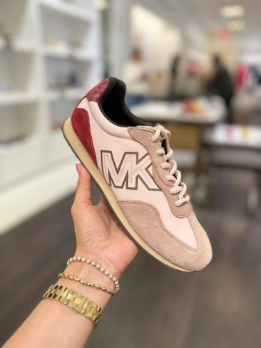 سبورت مايكل كورس