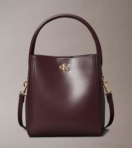 شنطة كالفن كلاين