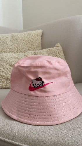 Hello kitty cap
