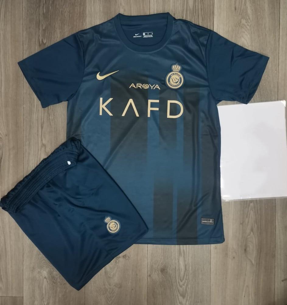 طقم النصر الجديد الاحتياطي لون كحلي تيشيرت مع الشورت