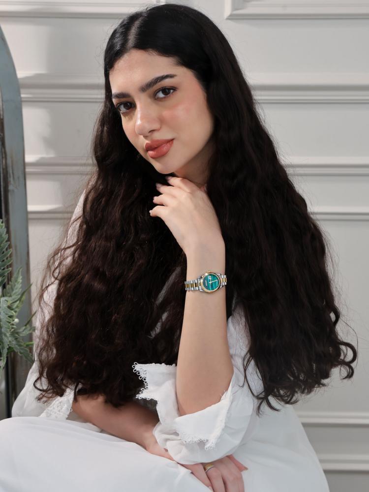 ساعة نسائية من امزوري بلون ذهبي وفضي