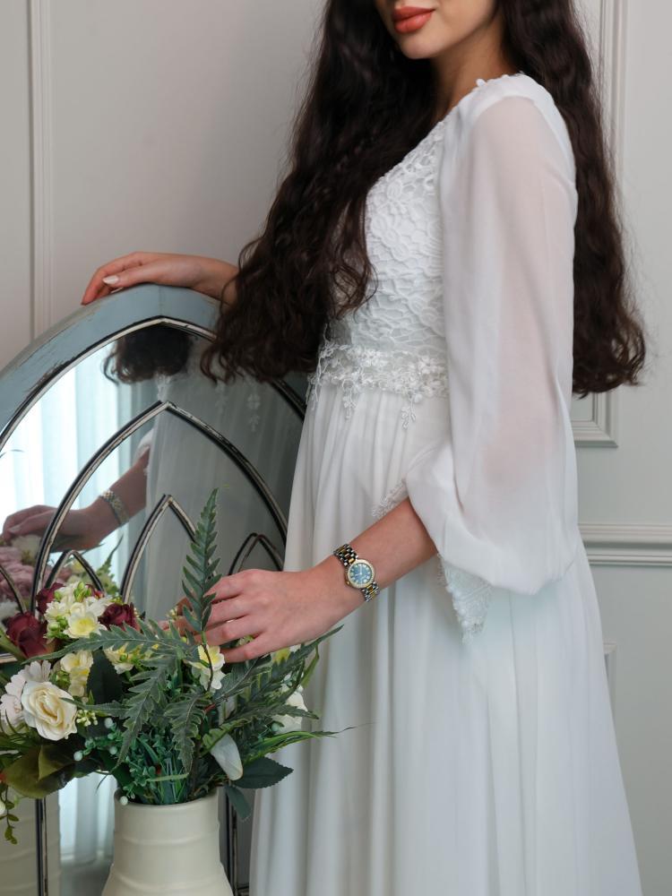 ساعة نسائية من امزوري بلون ذهبي وفضي