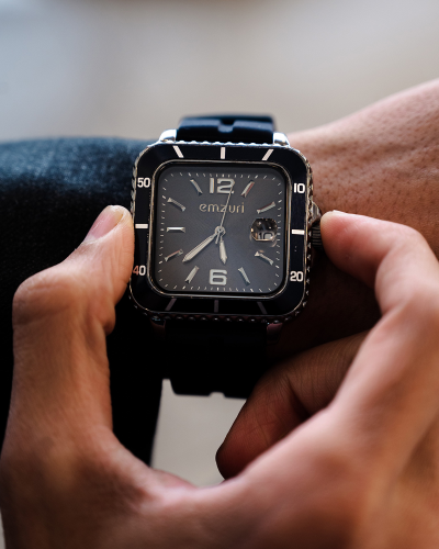 Black rubber men's watch