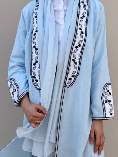 عباية سوسن