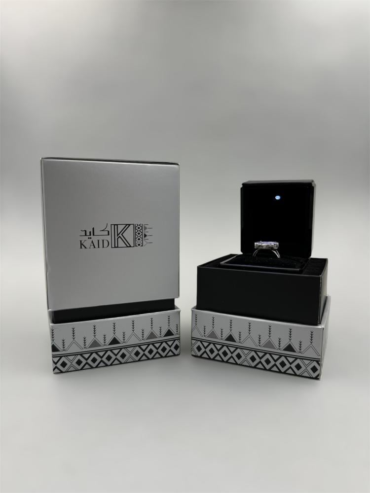 مقصب | خاتم ملكي فضه عيار 925 - أخضر