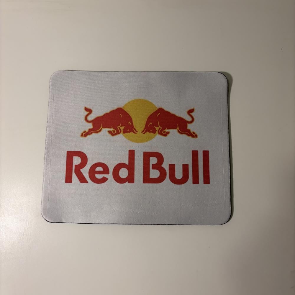 لبادة ماوس ريدبول