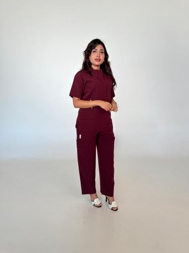 سكراب نسائي عنابي - Burgundy women's scrub